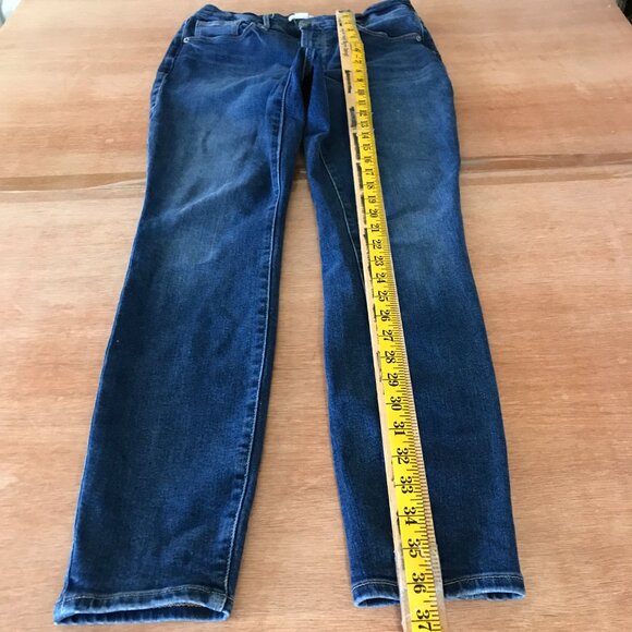 Good American Good Legs Jeans Women 8/29 Blue Mid Rise Medium Wash Preppy 16609 - Picture 4 of 12